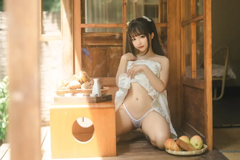 蠢沫沫 NO.186 夏  白吊带 – 055.webp
