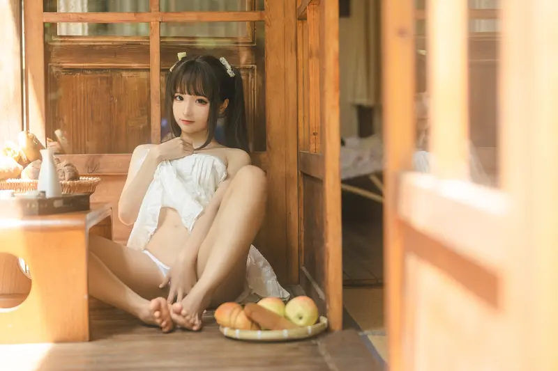 蠢沫沫 NO.186 夏  白吊带 – 056.webp