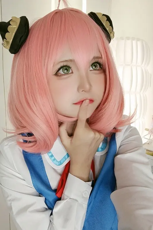 Chunmomo's Cosplay Extravaganza: A Self-Portrait Series