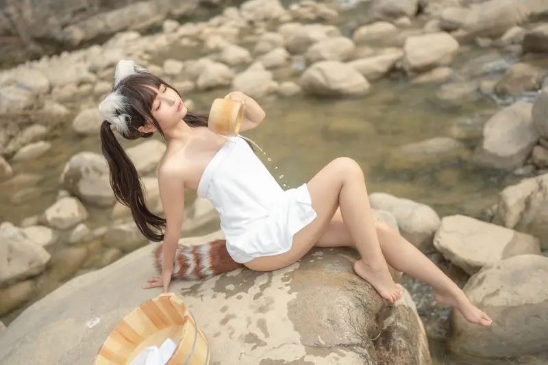 蠢沫沫 NO.194 小熊猫 – 002.webp