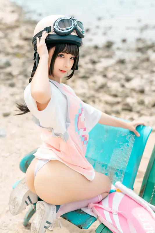 蠢沫沫 NO.212 小电车 – 064.webp
