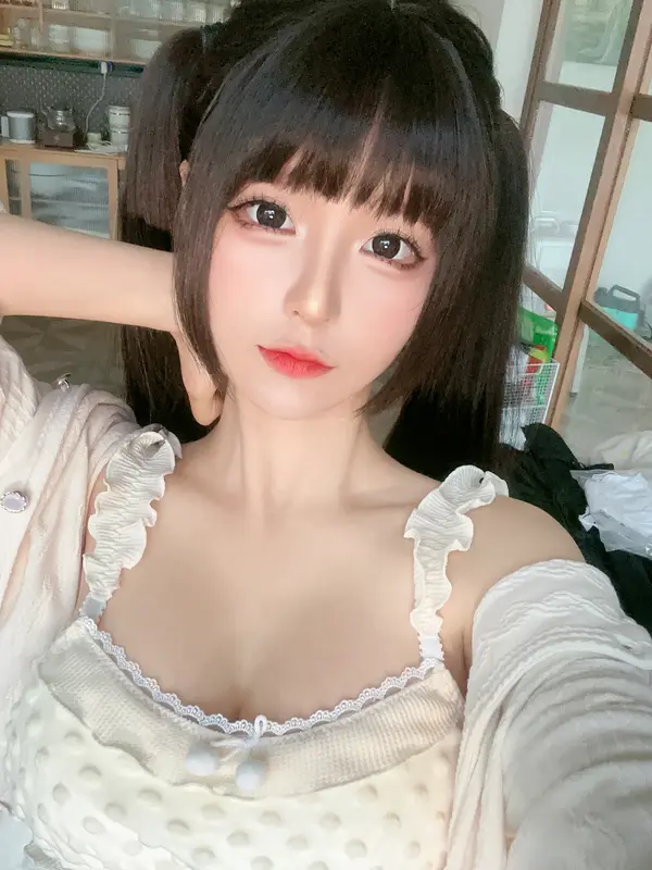 蠢沫沫 NO.255 朋友圈 自拍 – 005.webp