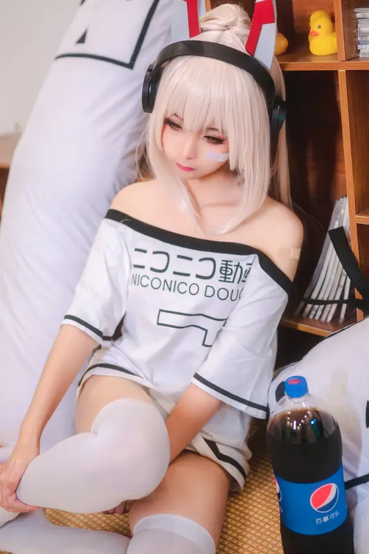 蠢沫沫 NO.26 凌波宅t – 003.webp