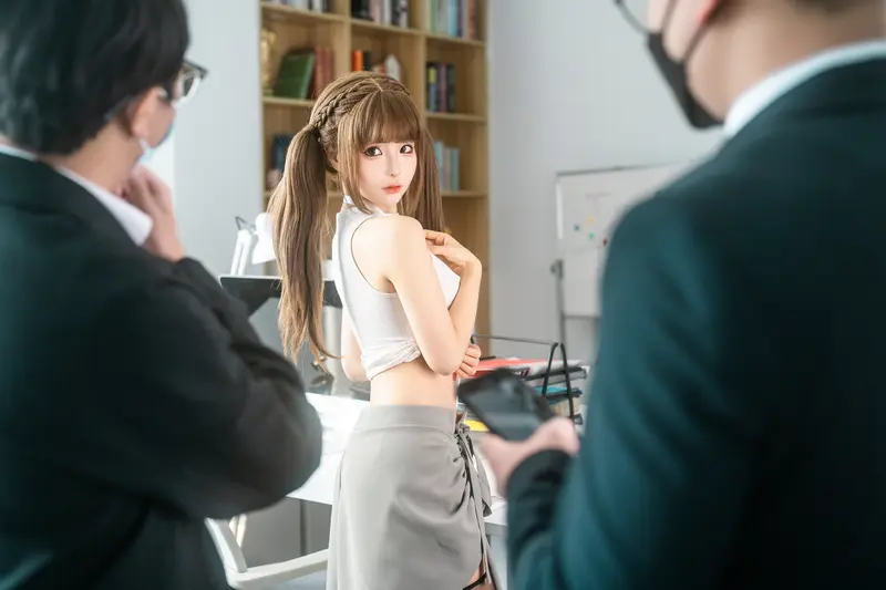 蠢沫沫 NO.297 四月T3订阅《工作时间》 – 007.webp