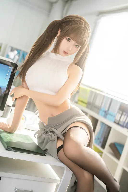蠢沫沫 NO.297 四月T3订阅《工作时间》 – 018.webp