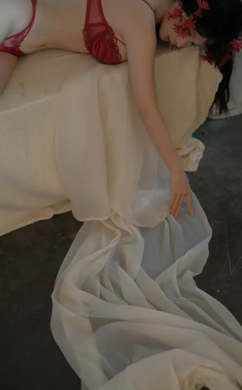 蠢沫沫 NO.312 红 – 002.webp