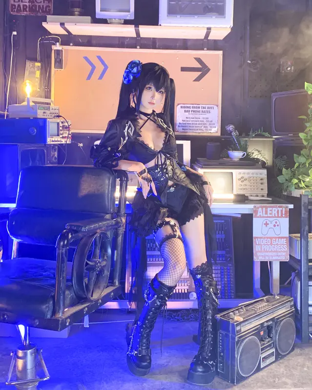 蠢沫沫 NO.315 黑岩射手 – 032.webp