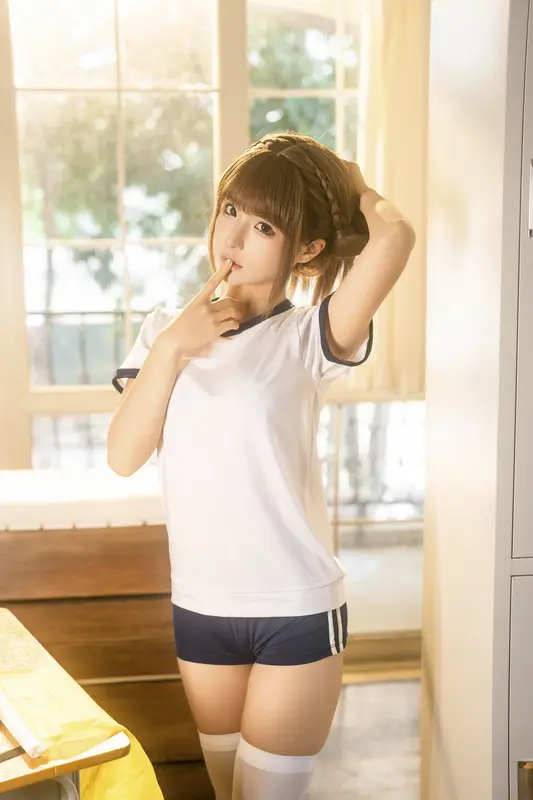 蠢沫沫 NO.319 体操室 – 002.webp