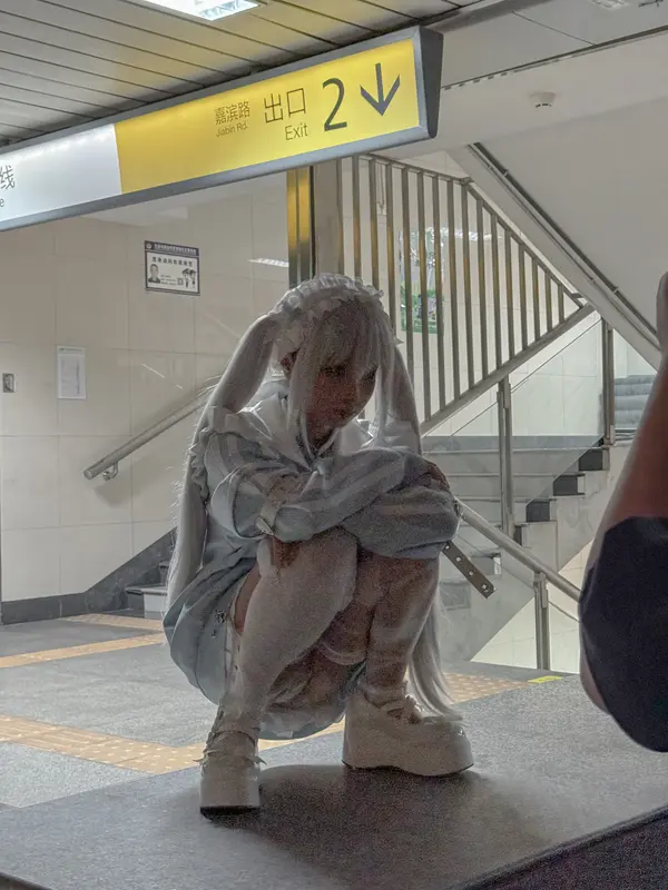 水色花絮：蠢沫沫的輕柔絮語