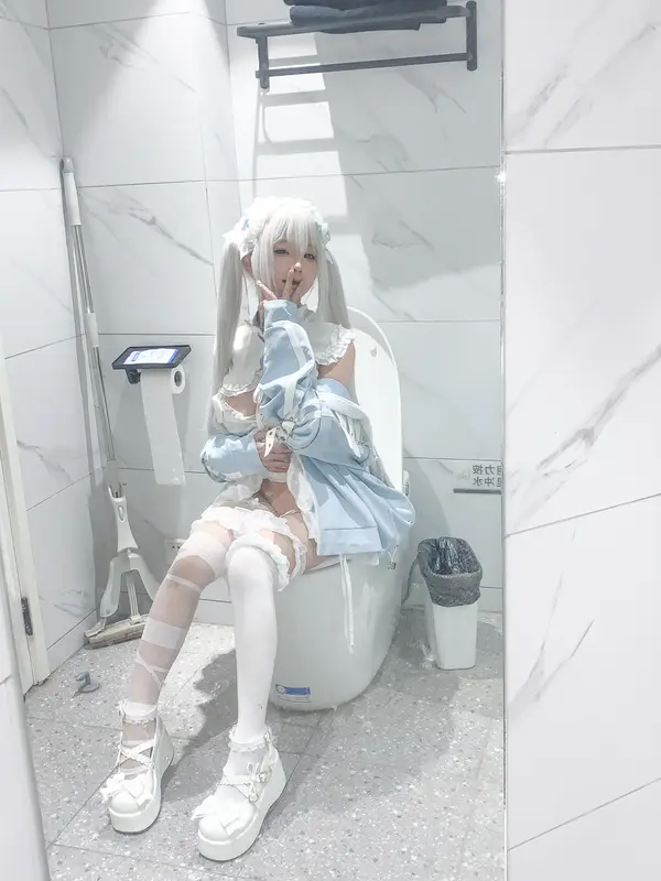 蠢沫沫 NO.321 水色-花絮 – 047.webp