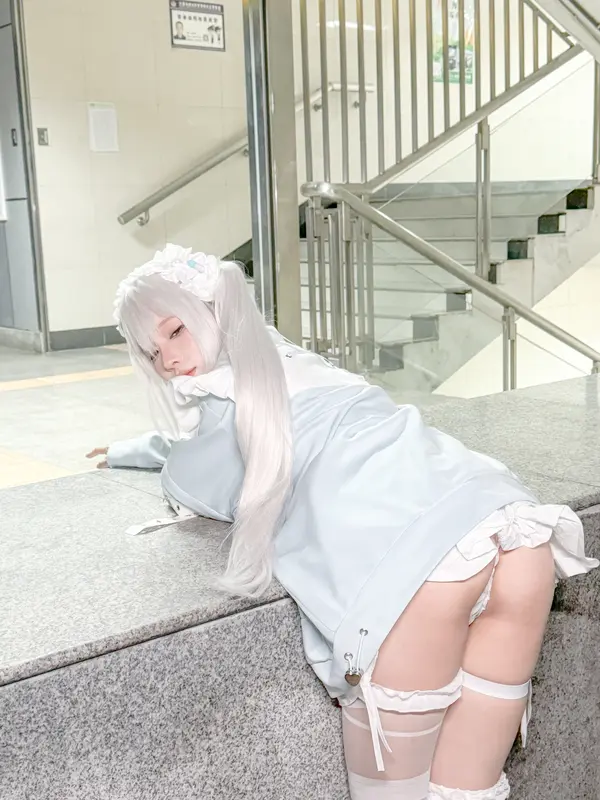 蠢沫沫 NO.321 水色-花絮 – 048.webp