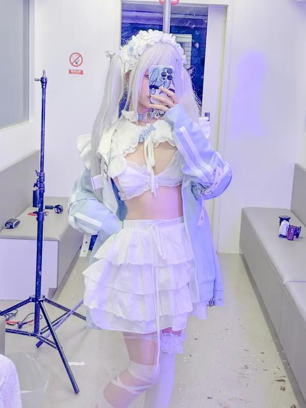蠢沫沫 NO.321 水色-花絮 – 058.webp
