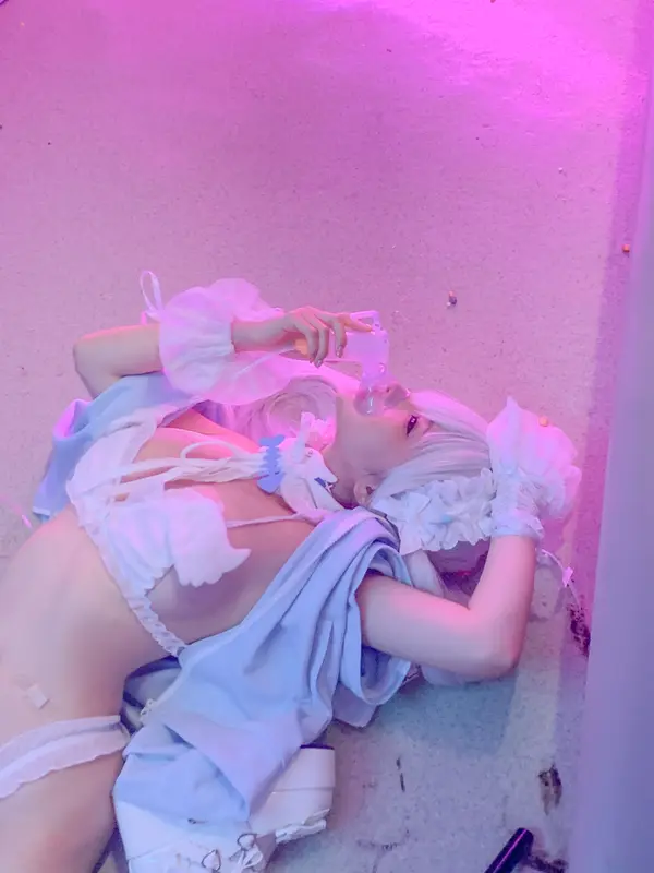 蠢沫沫水色花絮写真