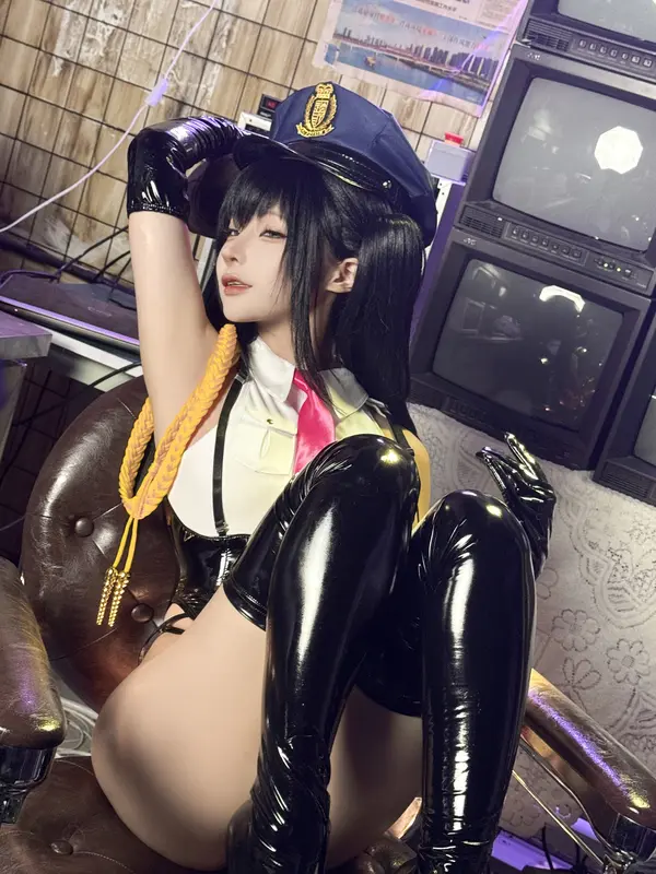 蠢沫沫 NO.324 沙希女警花絮 – 002.webp