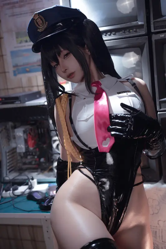 蠢沫沫 NO.324 沙希女警 – 051.webp