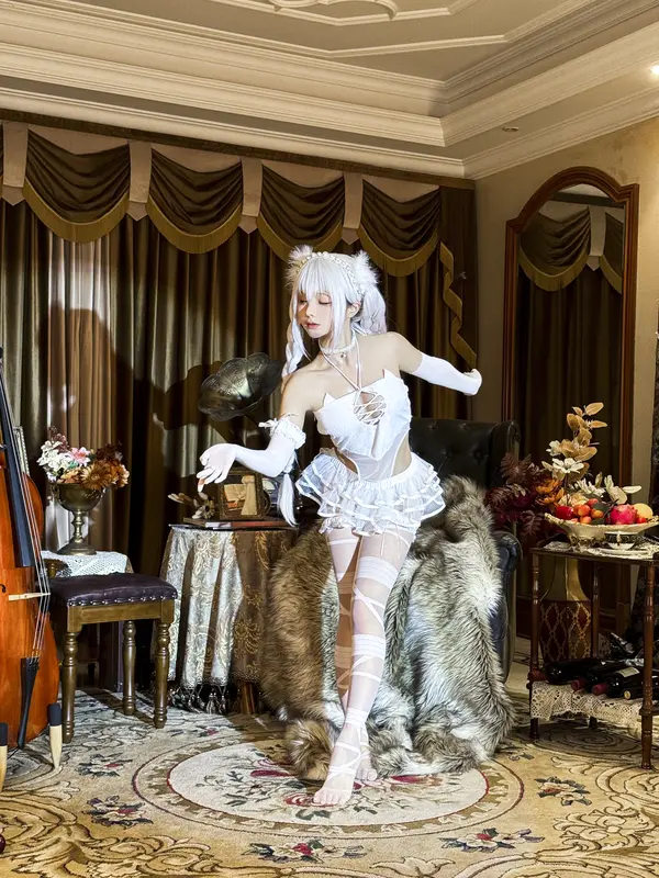 蠢沫沫 NO.325 芭蕾猫手机花絮 – 001.webp