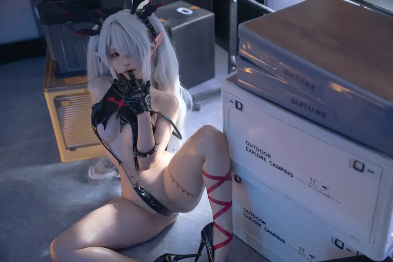 蠢沫沫 NO.326 银镜伊织 – 046.webp