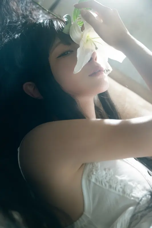 蠢沫沫 NO.335 2024年会员 皮皮-白吊带 – 029.webp