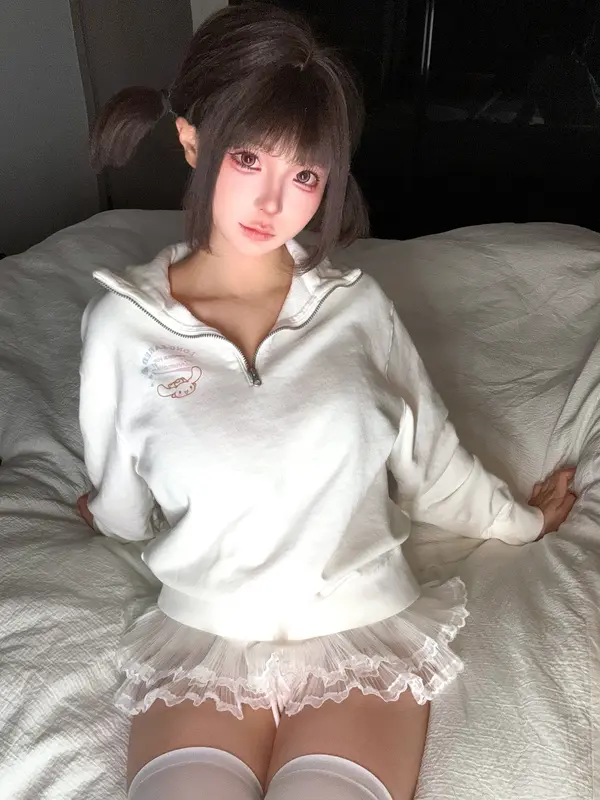 蠢沫沫 NO.348 2025年1月合集 蛋糕 – 001.webp