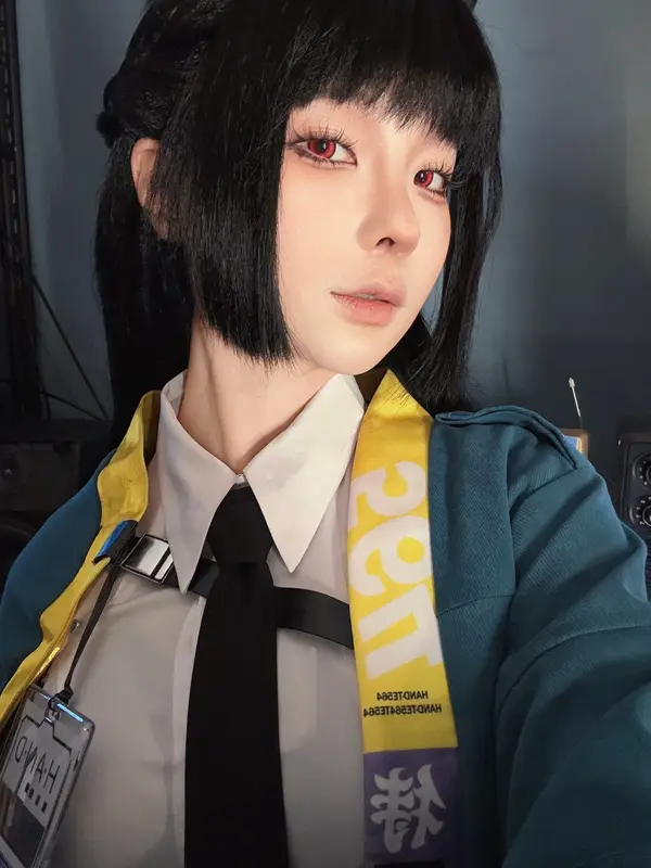 Chunmomo's Erotic 2025 Cosplay Collection
