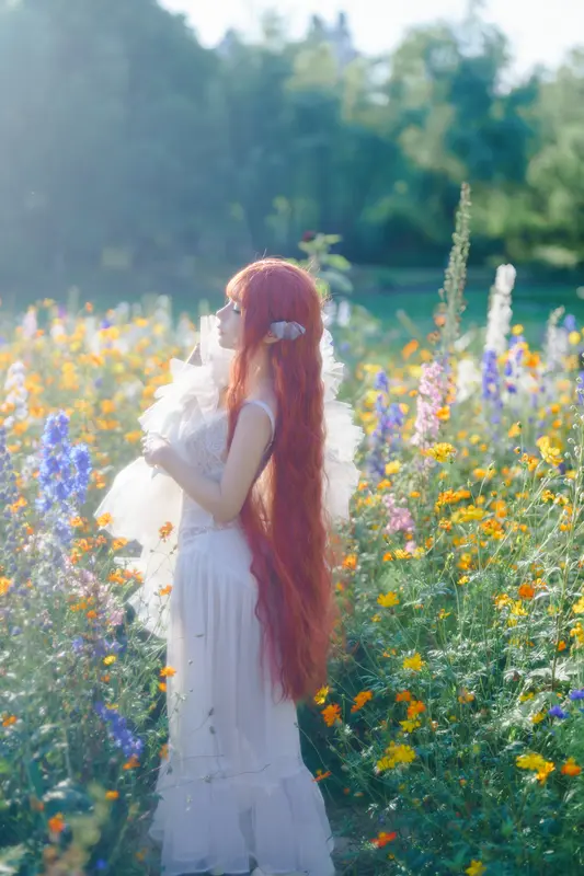 蠢沫沫 NO.357 花丛婚纱 – 015.webp