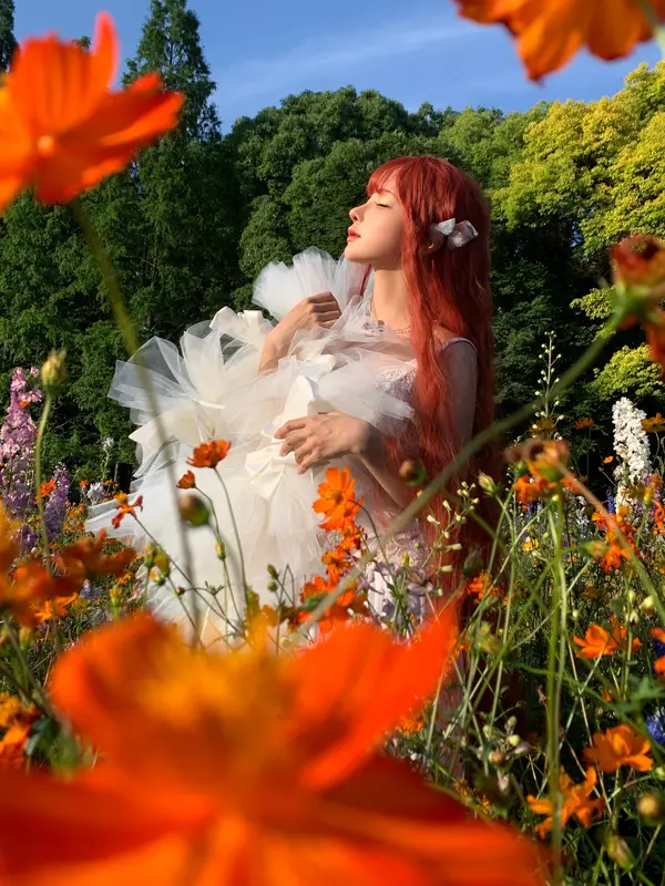 蠢沫沫 NO.357 花丛婚纱 – 061.webp