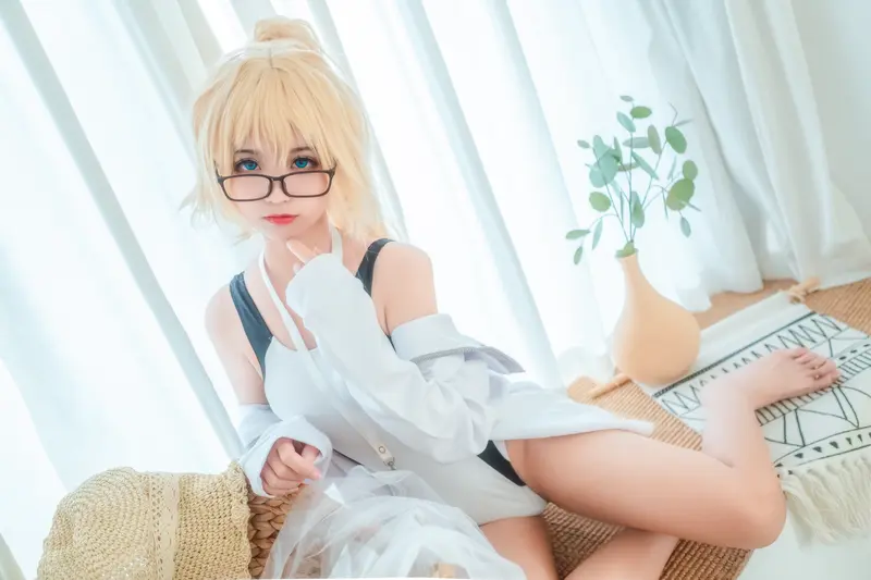 蠢沫沫 NO.40 贞德 – 013.webp