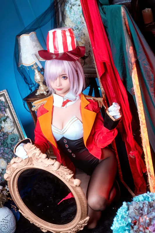 Mashu's Circus Fantasy: A Cosplay Celebration