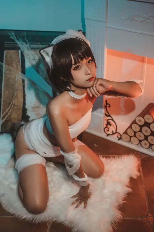 蠢沫沫 NO.56 绷带猫 – 011.webp
