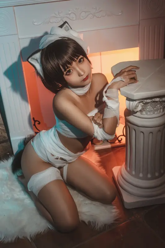 蠢沫沫 NO.56 绷带猫 – 022.webp