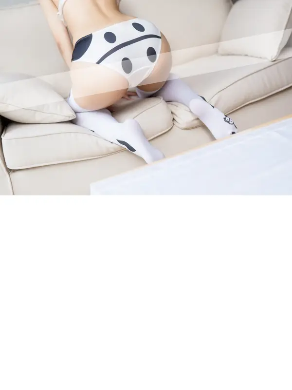 蠢沫沫 NO.68 奶牛比基尼 – 005.webp
