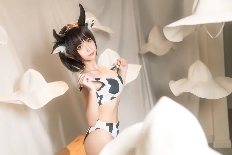 蠢沫沫 NO.82 花花牛 – 013.webp