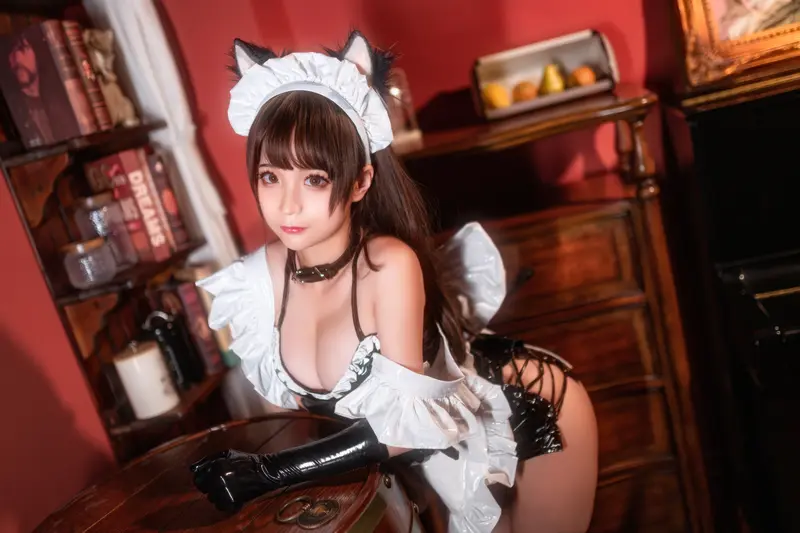 蠢沫沫 NO.92 漆皮女仆 – 016.webp