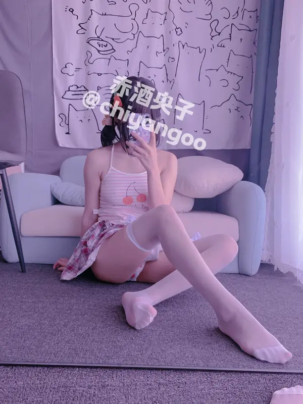 赤酒姬 NO.06 可爱白色丝袜 – 012.webp