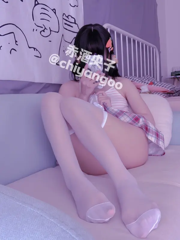 赤酒姬 NO.06 可爱白色丝袜 – 055.webp