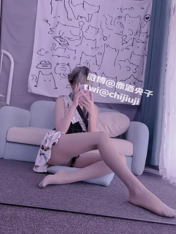 赤酒姬 NO.11 若隐若现的旗袍 – 045.webp