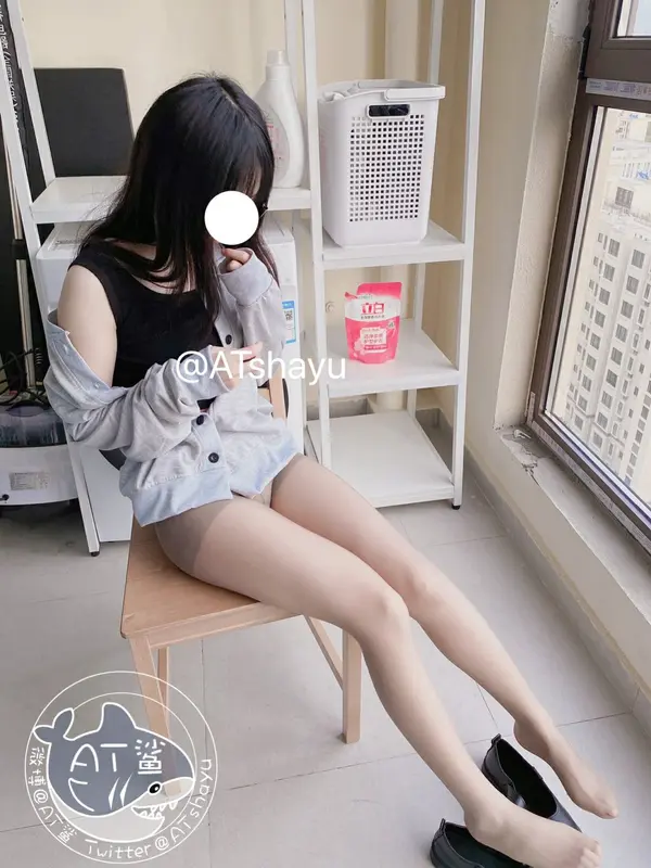 AT鲨 NO.023 御姐鲨 – 015.webp